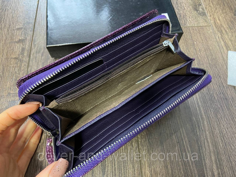 Пурпуровий жіночий гаманець на змійці з блоком під картки Horton AE 202 Київ - фото 4