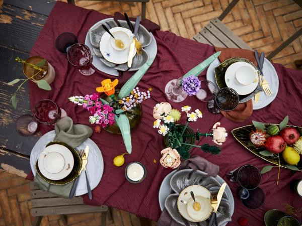 Конструктор LEGO Botanicals Букет квітів 756 деталей (10280) Харків - фото 6