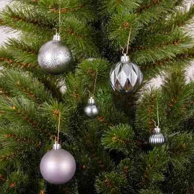 Елочная игрушка Chomik пластикові кульки компл. 44шт, 3/6см, срібні (5900779877726_1) Винница
