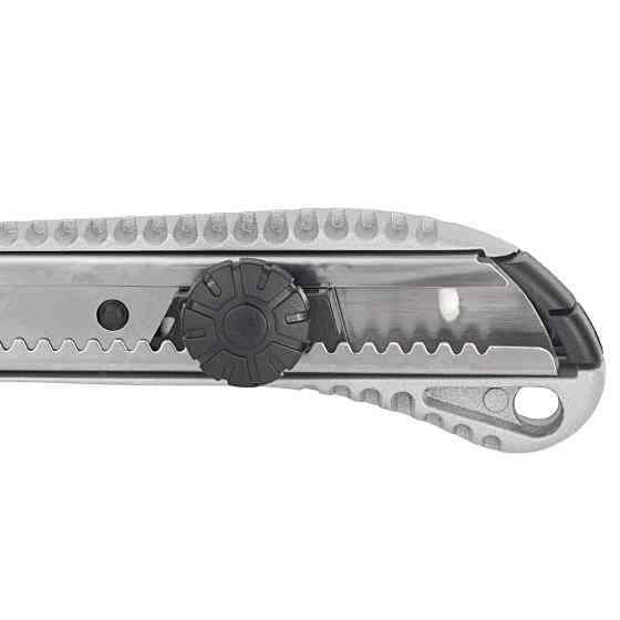 Grad Нож сегментный лезвие 18мм корпус металлический винтовой замок GRAD (8215275) Коломия