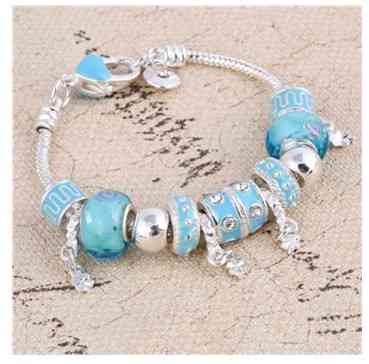 Женский голубой браслет с дефектом пожелтел Киев