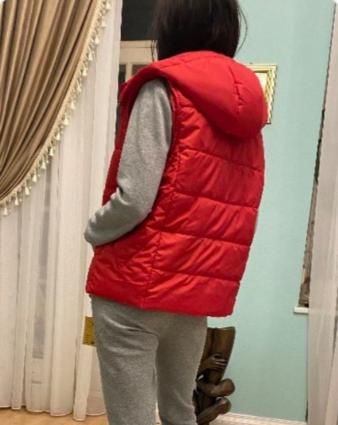Женская  весенняя  короткая красная жилетка. Женский жилет 44-5_р Киев - изображение 2