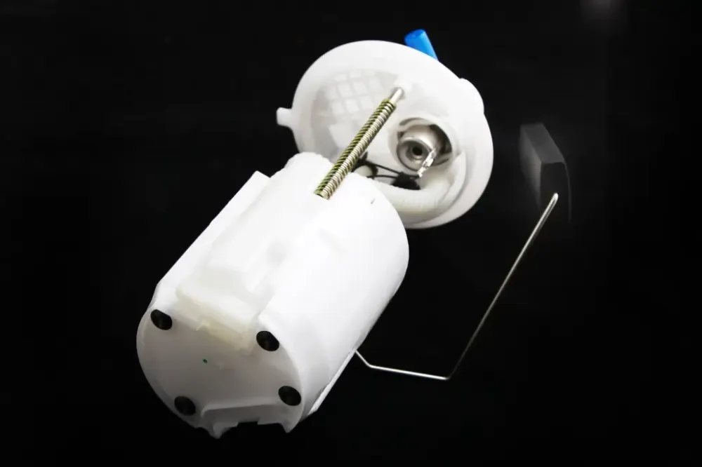 Насос топливный 21101 электр. в сборе AT нов. обр. (дв. 1.6, клипсы) Винница - изображение 3