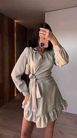 Женское романтическое платье на запах костюмка Серый Одесса