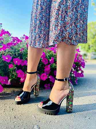 Kluchini БосонІжки жіночі KLUCHINI 4831 чорні (літо, шкіра лакована) (4115) лише 37р. Коломыя