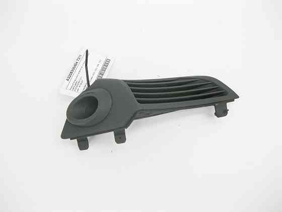 Mercedes-Benz  A2208300454 7211 Верхній повітряний дефлектор у передній правій карті дверей S-class short W220 S-class long V220 Одеса