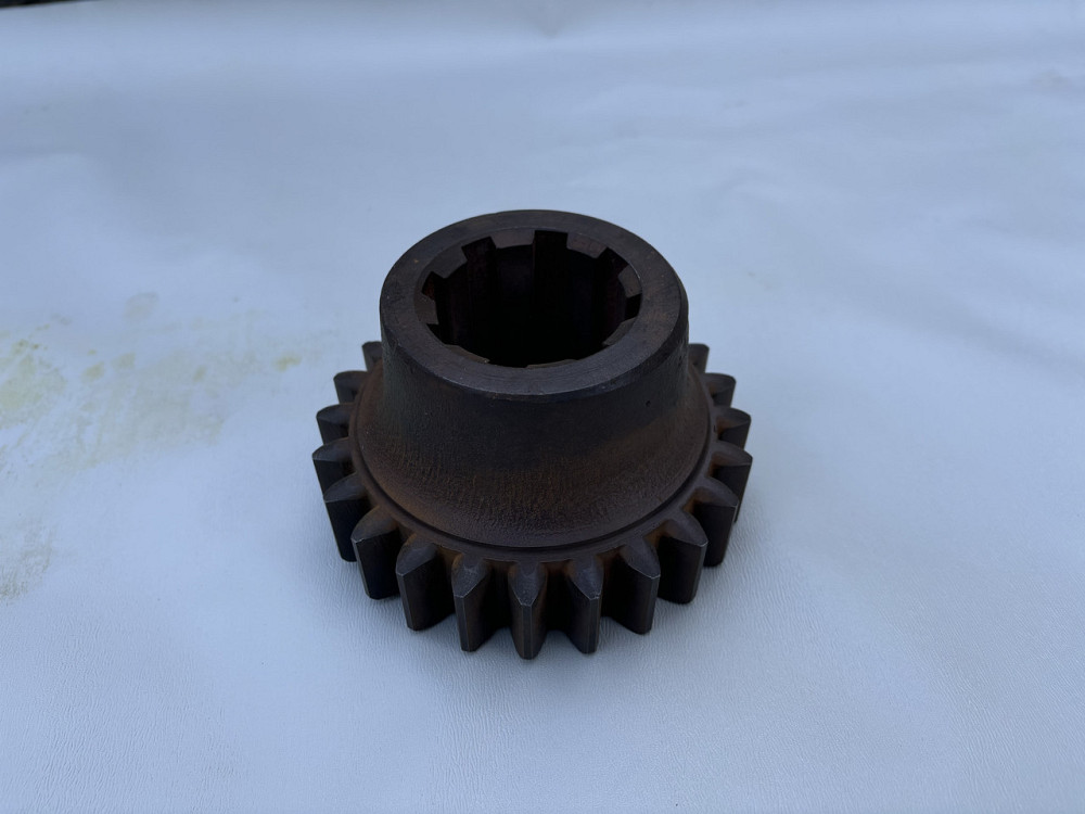 Шестірня проміжна КПП Т-74 (24 зуби). 75.37.108. Харків - фото 1