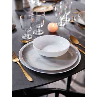 Блюдо Luminarc Friends Time White 17 см (P6280) Винница