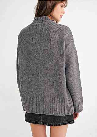 Женский базовый вязаный оверсайз кардиган на пуговицах Графит Одесса