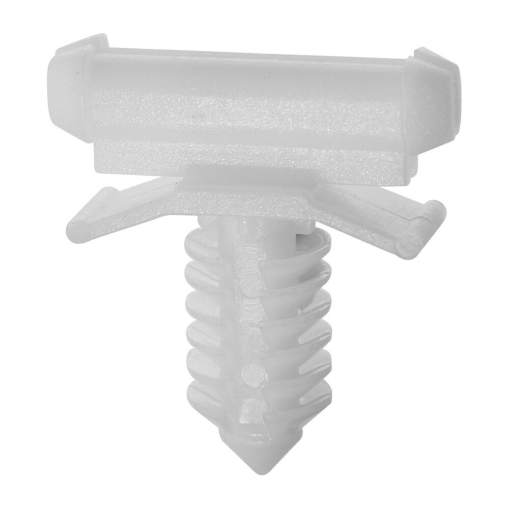 Кліпса Jetta, Салон 12439 Київ - фото 1