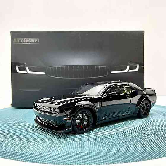 Машинка металева Авто Експерт Chevrolet Camaro 1:24 відчиняються двері капот багажник світло/звук Чорна (GT-12099) Чернігів