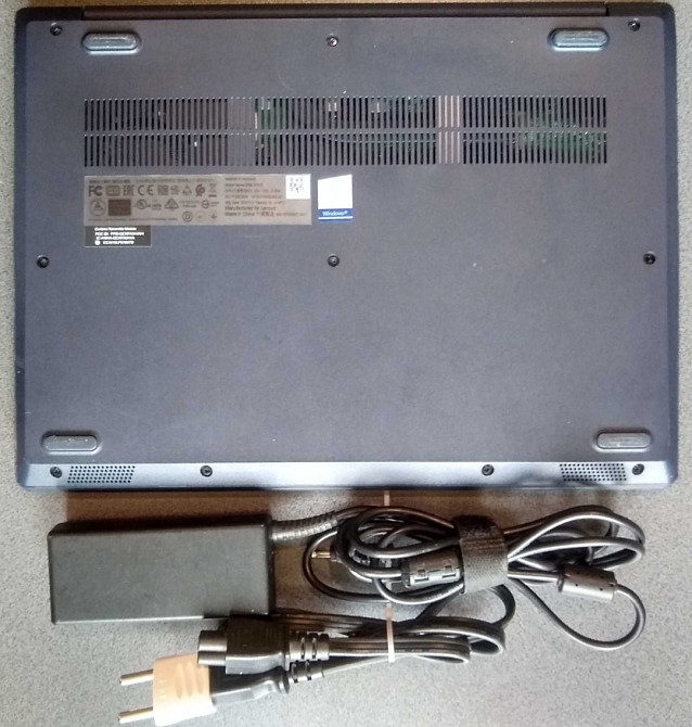 Ноутбук Lenovo IdeaPad 3 14ADA05*14