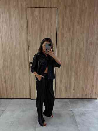 Костюм рубашка и брюки из шелка Армани, свободный оверсайз для лета и осени, Черный, размер 50/52 Лубны