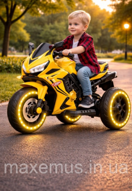Детский электромотоцикл SPOKO SP518 Желтый с подсветкой колес и музыкой (2 мотора, 6V, для детей 3-6 лет) Мостиська - фото 4