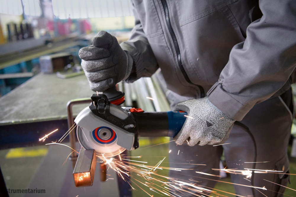 Профессиональная болгарка Bosch GWS 17-125 S: 1700 Вт, диск 125мм, с регулировкой оборотов Киев - изображение 7