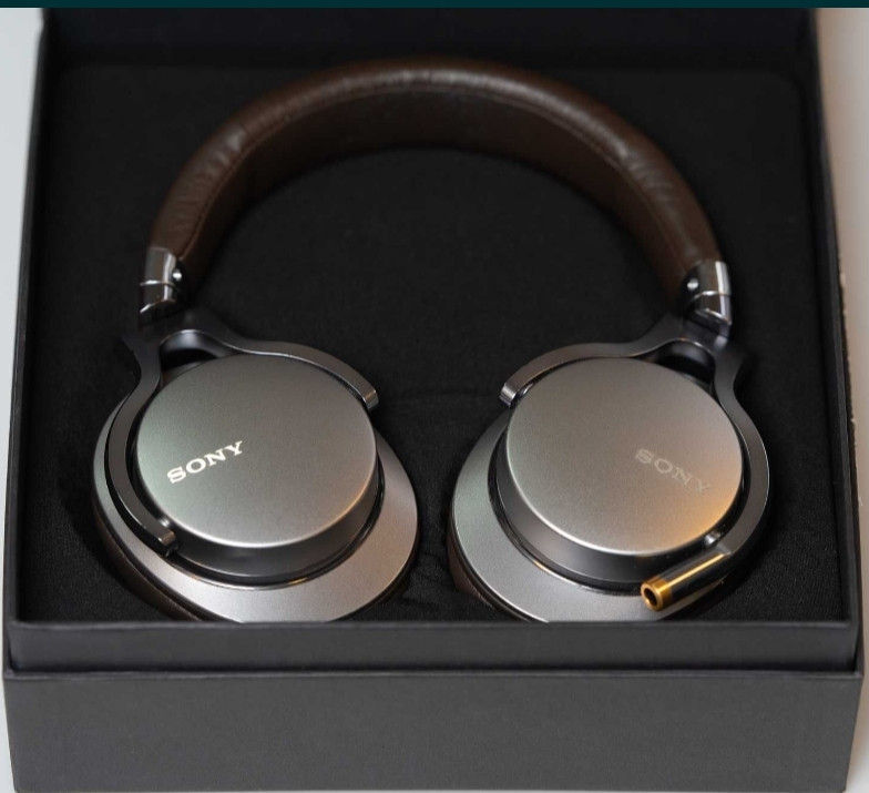 Наушники топовые Hi-Res Sony MDR1A Silver MDR-1A/S. Киев - изображение 6