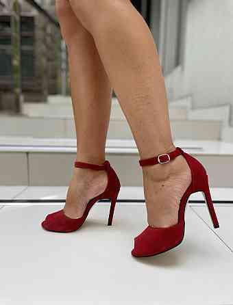 Nivelle Босоніжки жіночі NIVELLE 1794/10503-10512 червоні (літо, замша натуральна) (3674) 36-39 Коломия