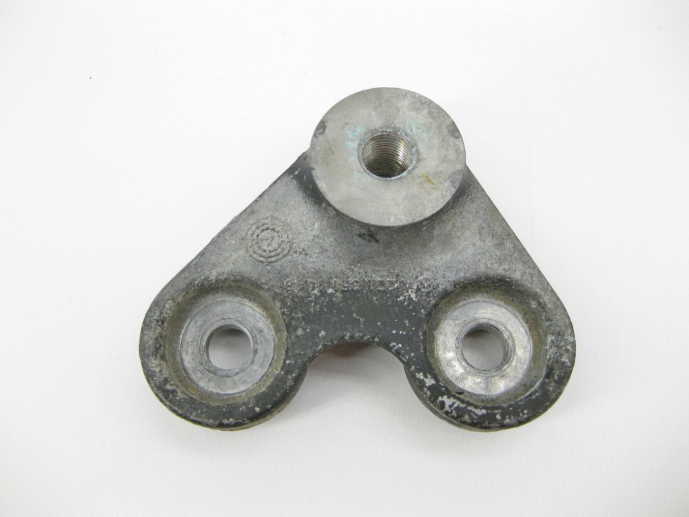 Mercedes-Benz  A2213511418 Передній правий кронштейн заднього редуктора S-Class W221 W222 Одесса - изображение 4