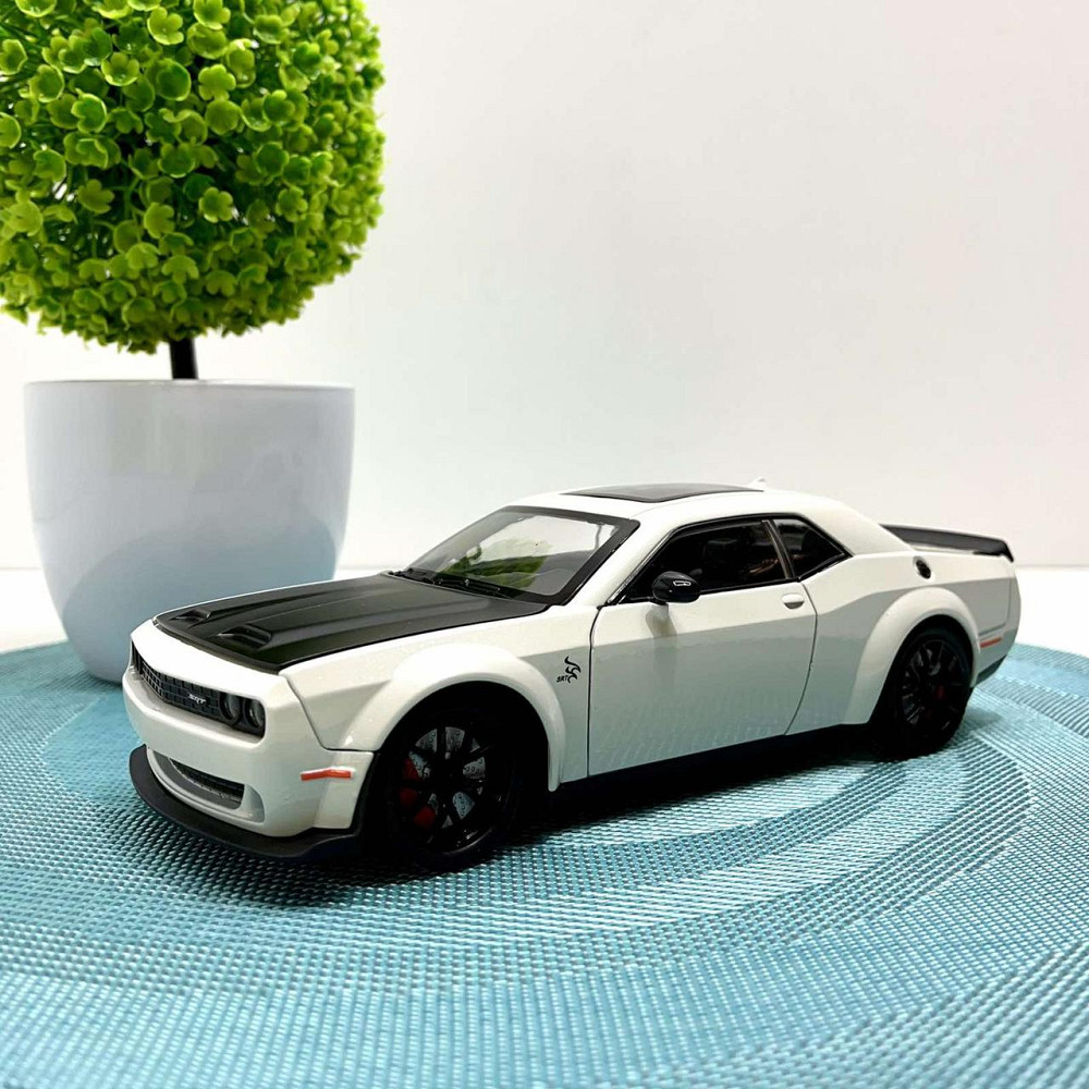 Машинка металева Авто Експерт Chevrolet Camaro 1:24 відчиняються двері капот багажник світло/звук Біла (GT-12099) Чернігів - фото 1