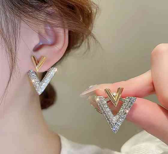 Сережки-гвоздики 