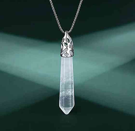 Підвіска з гірського кришталю – для очищення, ясності та енергетичного балансу Київ