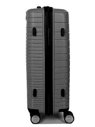 Чемодан полипропиленовый SNOWBALL MADISSON 33703 средний 66 см графит Киев