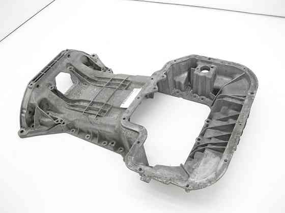 Mercedes-Benz  A1120140702 Верхня частина масляного піддону - картера для двигуна M112 Одесса