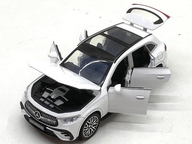Машина Автосвіт Mercedes інерційна відчиняються двері 15,5 см 1:32 Біла (AP-2077) Чернігів - фото 8