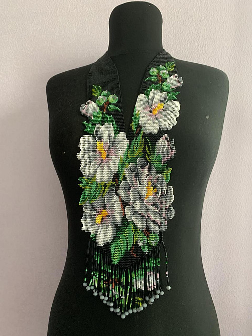 Гердан  «Мальви сірі» з бісеру Коломыя - изображение 3