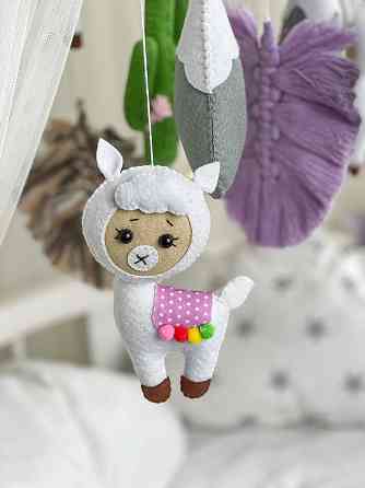 Дитячий мобіль на ліжечко для немовлят WooolyWool «Лама-бохо» Київ