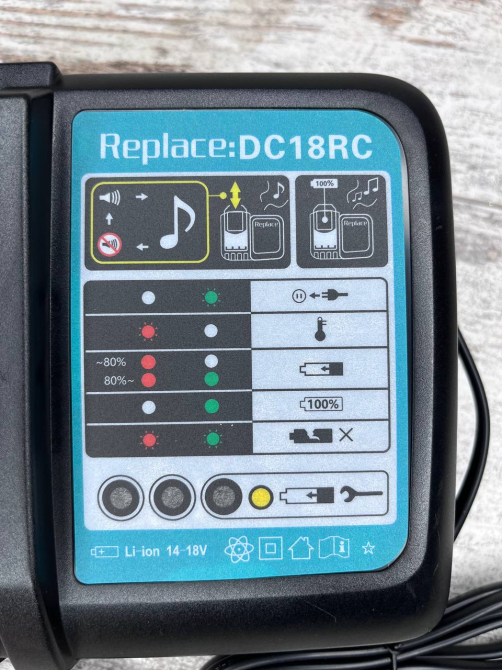 Быстрозарядное устройство Makita DC18RC для Li-ion аккумуляторов 14.4-18В Макита Киев - изображение 1