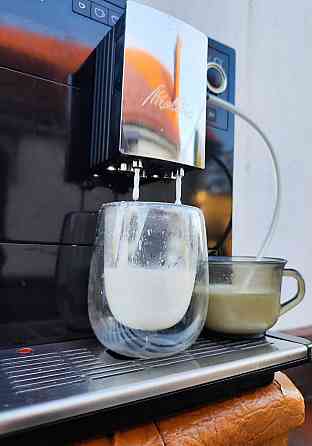 Кавомашина кофемашина Melitta Caffeo CI. Харків