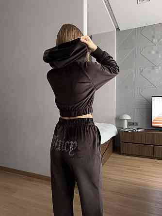 Женский стильный костюм двойка в стиле спорт шик со стразами на ягодицах велюр Шоколадный, 46/48 Одесса