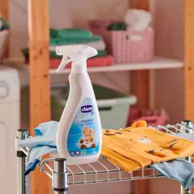 Средство для удаления пятен Chicco Sensitive 500 мл (8058664122240) Винница