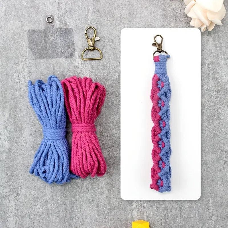Набір макраме для рукоділля для ручного прядіння плетеного брелока «Петля» для ключів 22х3 см, рожевий з блакитним Кам'янець-Подільський - фото 2
