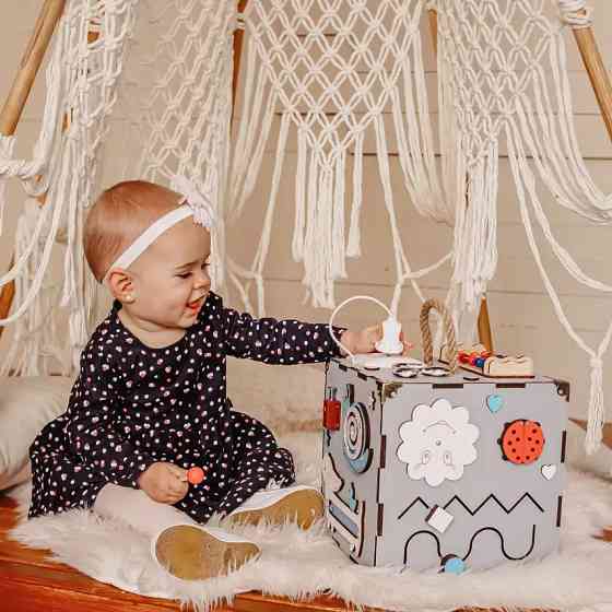 Развивающая игрушка Бизикуб Temple Group TG200165 23х23х23 см Серый Винница