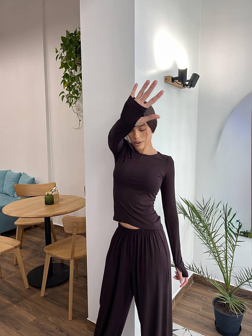Жіночий базовий прогулянковий костюм-двійка: лонгслів і штани турецька віскоза Шоколад, 42/46 Одеса - фото 8