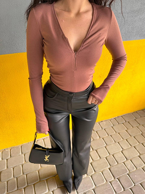 Жіночий стильний базовий лонгслів трикотаж Джерсі Одеса - фото 6