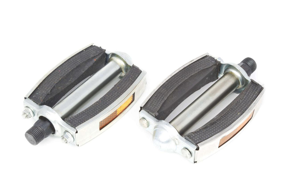 Педали велосипедные (с катафотами, металл, хром,овал, резиновые вставки) Мукачево - изображение 1