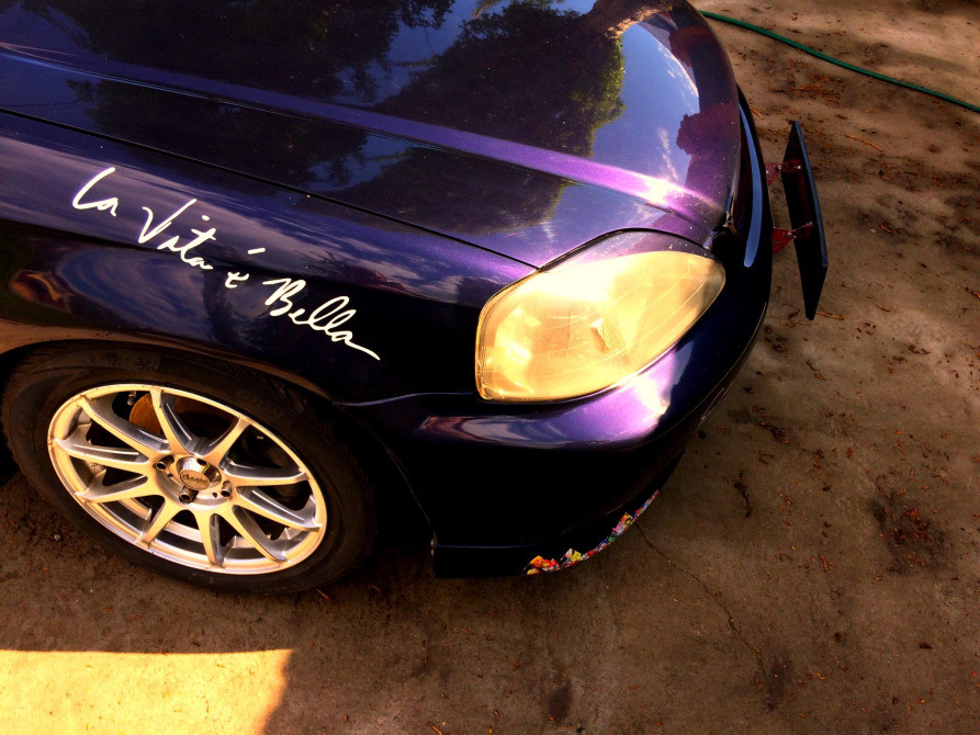 Наклейка на авто Життя прекрасне Біле Київ - фото 7