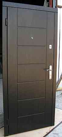 Двери квартирные Redfort, модель Канзас комплектация Эконом Киев