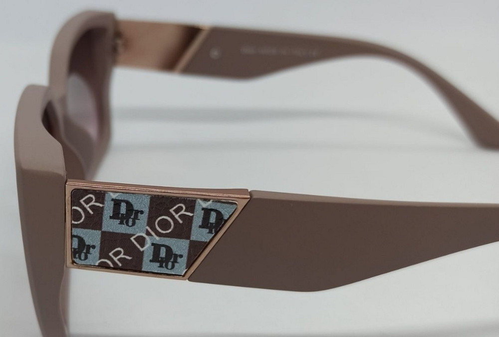 Женские брендовые очки коричнево розовый градиент в бежевой оправе. Киев - изображение 4