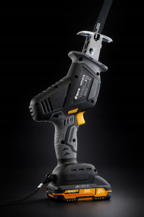 Акумуляторна шабельна пила 21В 2Аг Majster Pro (Польща) Київ