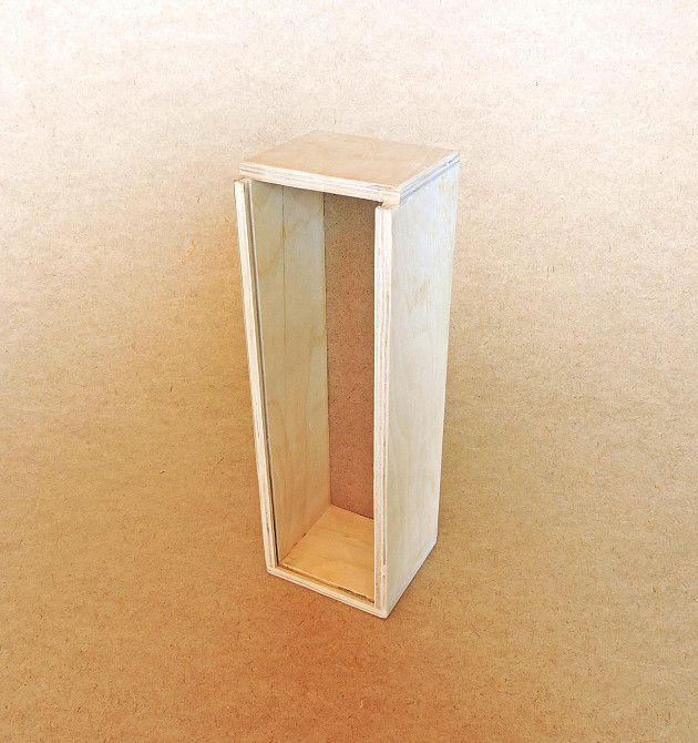 Подарочная коробка 