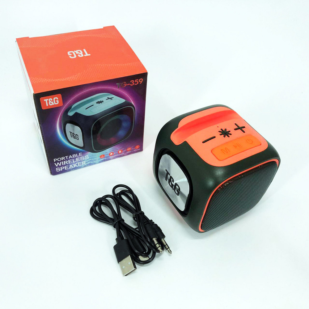 Bluetooth колонка з якісним звуком і підсвічуванням, Бездротова портативна колонка з ремінцем ZL-26 Львів - фото 1