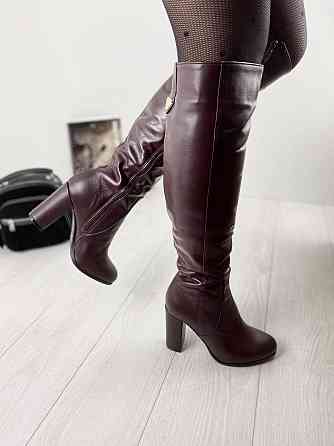 Nivelle Чоботи жіночі NIVELLE бордові натуральна шкіра высота 40см обхват 36-37см каблук 9.5см Коломыя