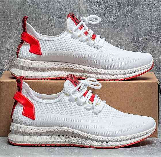 Кросівки Чоловічі Білі Тканинні Boost Пінка (розміри: 40) — 45-46 Дніпро