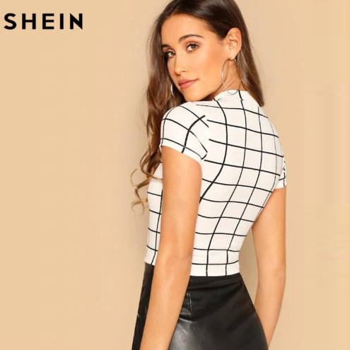 Жіноча футболка в клітинку з високим горлом біло-чорний Київ - фото 2