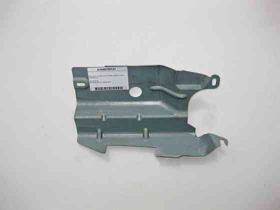 Mercedes-Benz  A1648150121 Кронштейн - опора під 2-м рядом сидінь праворуч GL X164 Одесса