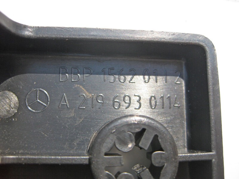 Mercedes-Benz  A2196930114 Утримувач обшивки багажника CLS C219 Одеса - фото 3